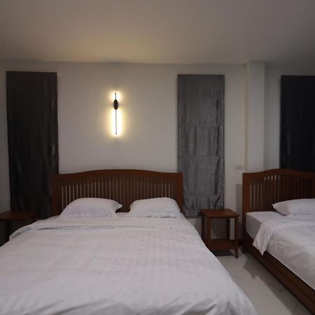 Bk Hotel Mae Sariang Εξωτερικό φωτογραφία
